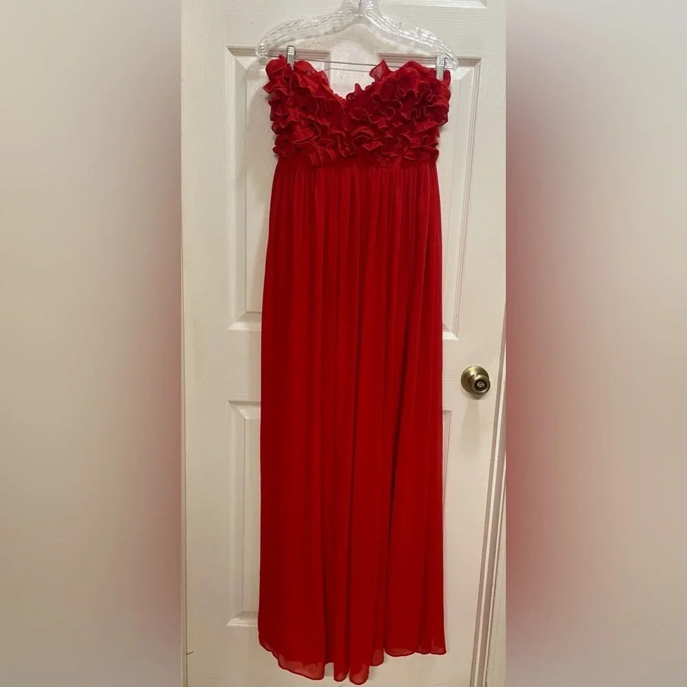 NWT Revolve Lovers & Friends Red Maxi Gown Size Large Ruffled Top Leg Split